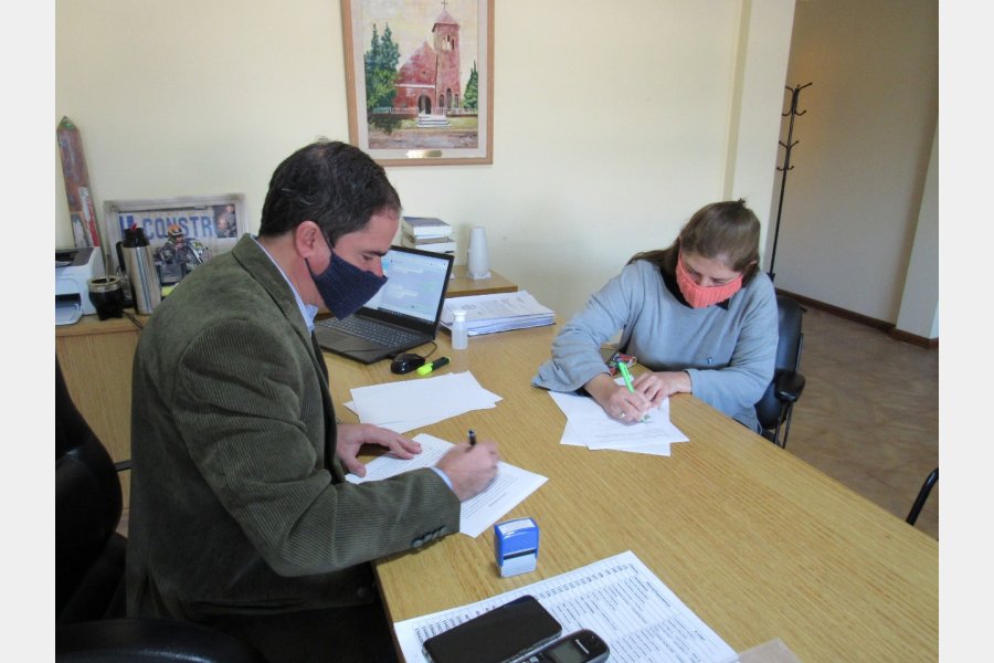 Se firmó un convenio entre Municipio y Desarrollo provincial para proveer de abrigo durante la temporada invernal