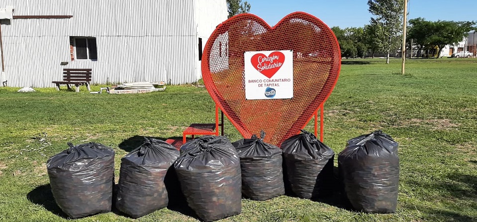 En Larroque se preparó la primera partida de tapitas para la “Fundación Garrahan”