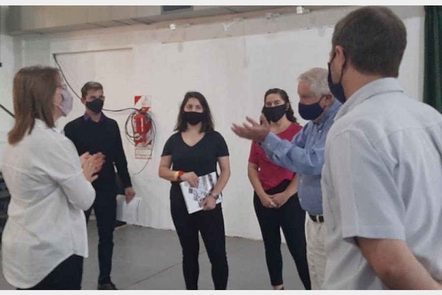 El grupo LGBTIQ+ Diversamente de Larroque recibió un aporte del Programa Provincial “Poder Popular”