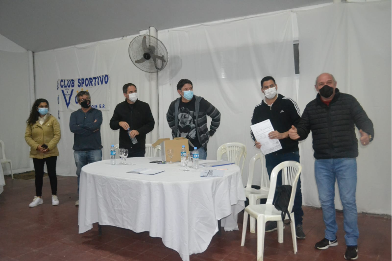 El Club Sportivo Larroque fue sede del sorteo del Torneo Oficial de fútbol departamental de las categorías Sub 21 y Sub 20