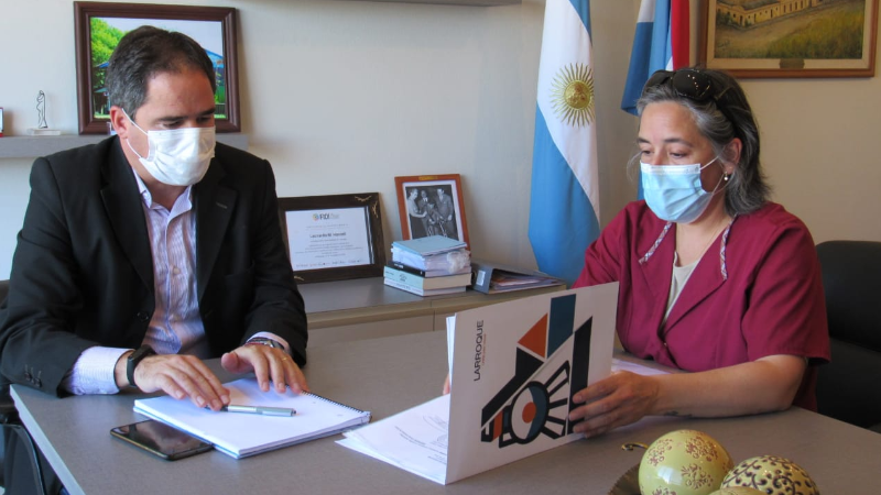 El intendente Hassell recibió a la rectora de la Escuela Secundaria “José Benedicto Virué”