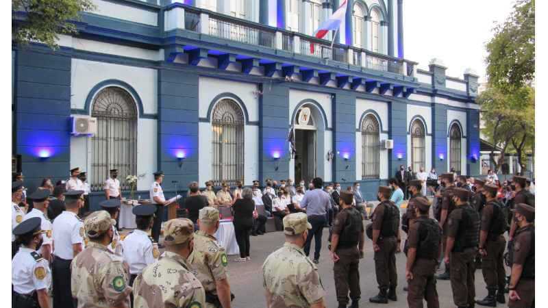 El intendente de Larroque participó de la asunción del nuevo Jefe de Policía Departamental