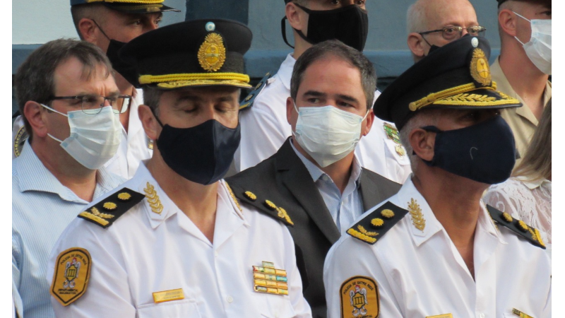 El intendente de Larroque participó de la asunción del nuevo Jefe de Policía Departamental