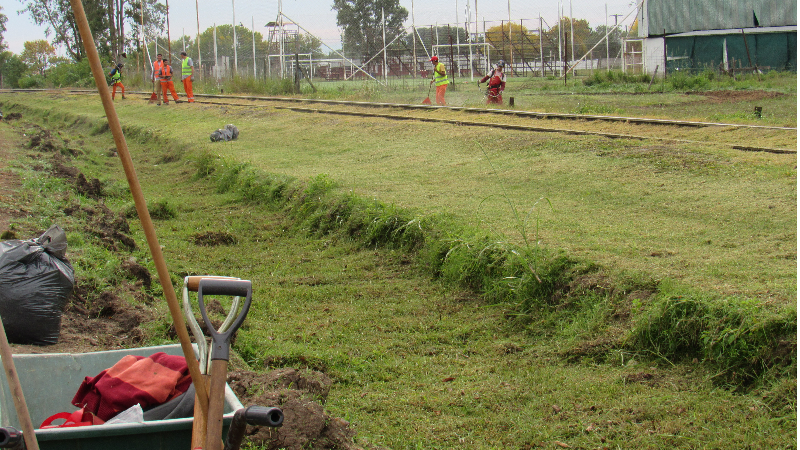 La Municipalidad desarrolla un amplio operativo de limpieza y mantenimiento de calles y espacios públicos