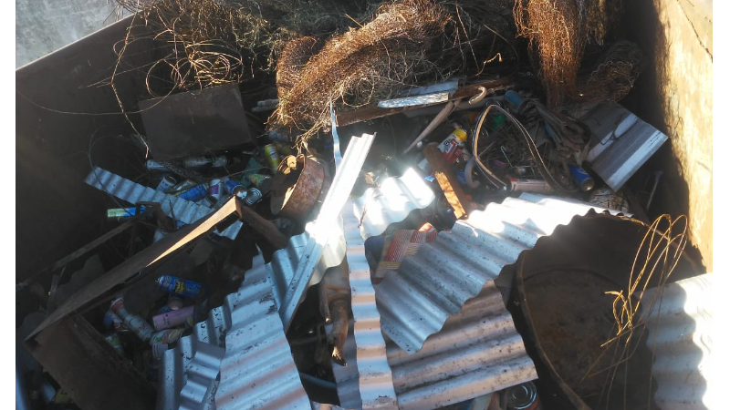 Material recuperado para reciclar en Larroque