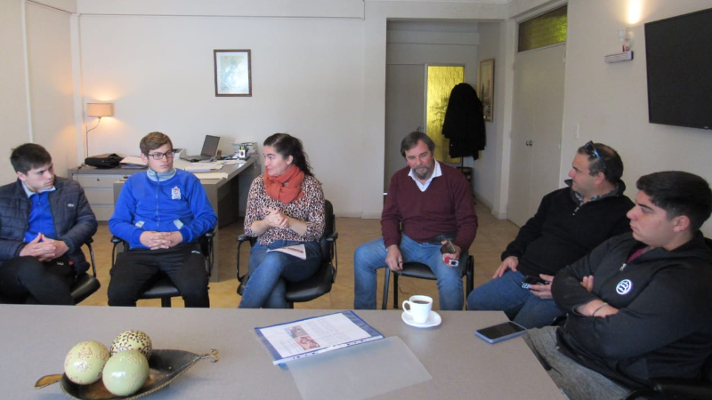 La Municipalidad de Larroque y alumnos de la Escuela Técnica coordinan y articulan emprendimientos para la ciudad