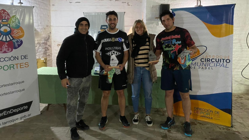 108 jugadores disputaron la cuarta fecha de la “Copa Ciudad de Larroque” de Padel