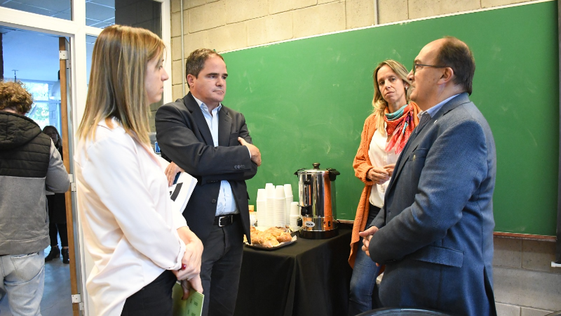El intendente Hassell expuso en la Facultad de Agronomía de la UBA sobre Larroque y su aporte al Turismo Rural