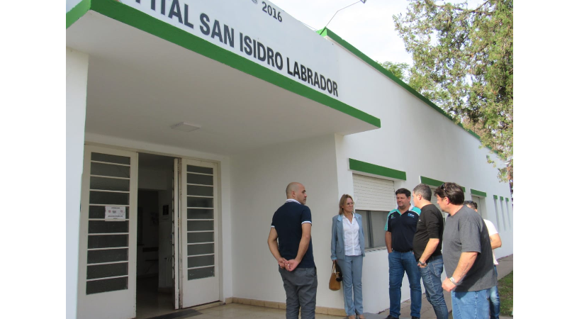La secretaria de Salud de la provincia recorrió el hospital “San Isidro Labrador” junto al intendente y autoridades sanitarias locales