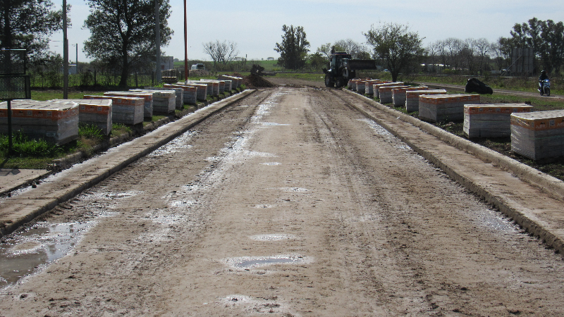 Se habilita nueva cuadra de la obra por consorcio, de pavimentación con adoquines, en calle Batalla de Cepeda