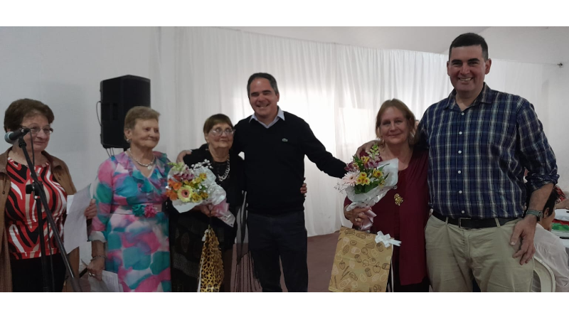 Emotivo homenaje en el Centro de Jubilados de Larroque