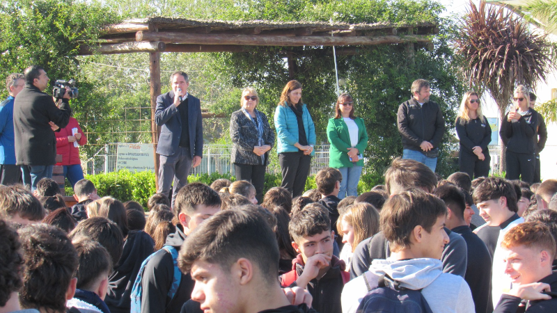 Dos intensas jornadas de intercolegiales con más de 700 participantes se desarrollaron en el Poli de Larroque