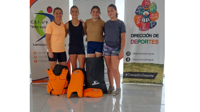 La Escuela Municipal de Hockey cuenta con un equipo completo para arquero
