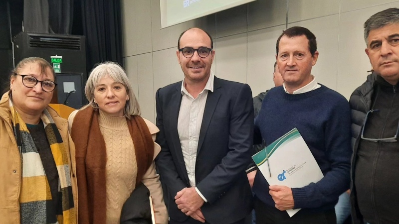 EL MUNICIPIO Y REFERENTES DE CLUBES LOCALES PARTICIPARON DE UN ENCUENTRO CON EL GOBERNADOR ROGELIO FRIGERIO