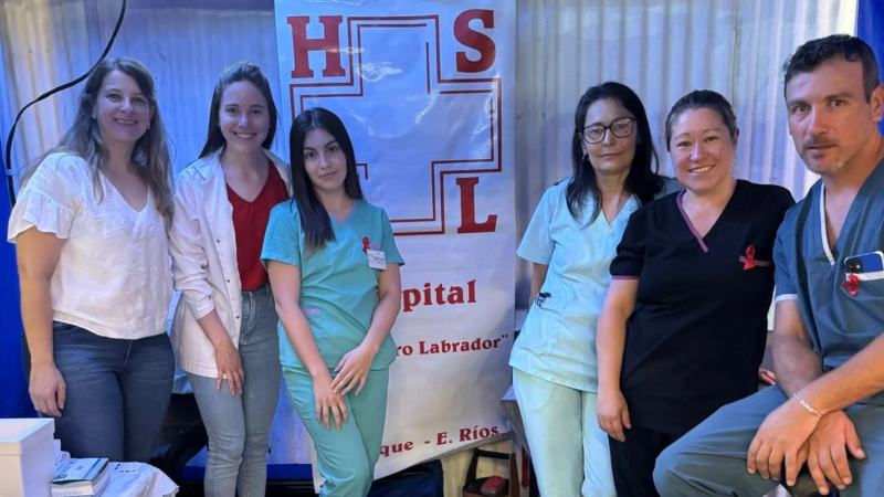 STAND DE SALUD EN EL 115° ANIVERSARIO DE LARROQUE: UNA NOCHE DE CONCIENCIA Y PREVENCIÓN