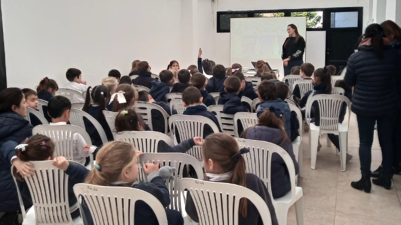 ESCUELAS QUE CUIDAN: APRENDIENDO A SEPARAR LOS RESIDUOS