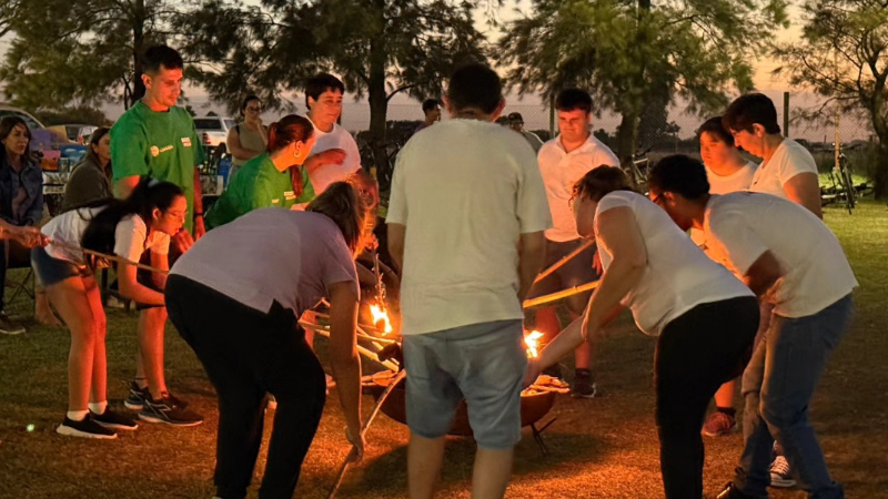 FOGÓN "UNA QUE SEPAMOS TODOS" 2025