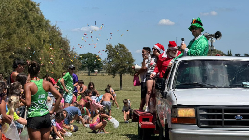 PEPO NOEL LLENÓ DE ELEGRÍA LA COLONIA MUNICIPAL
