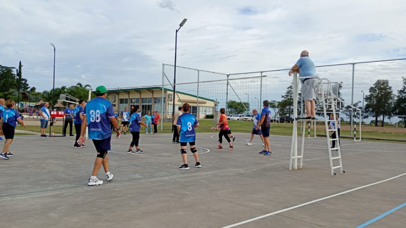 JORNADA DEPORTIVA DE NEWCOM EN LARROQUE