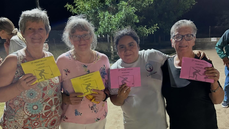 PRIMER TORNEO FEMENINO DE BOCHAS EN EL POLIDEPORTIVO MUNICIPAL