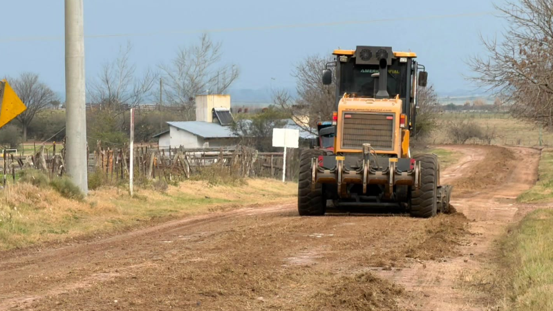 LA MUNICIPALIDAD CONTINÚA CON EL MANTENIMIENTO VIAL EN DISTINTOS SECTORES DE LA CIUDAD