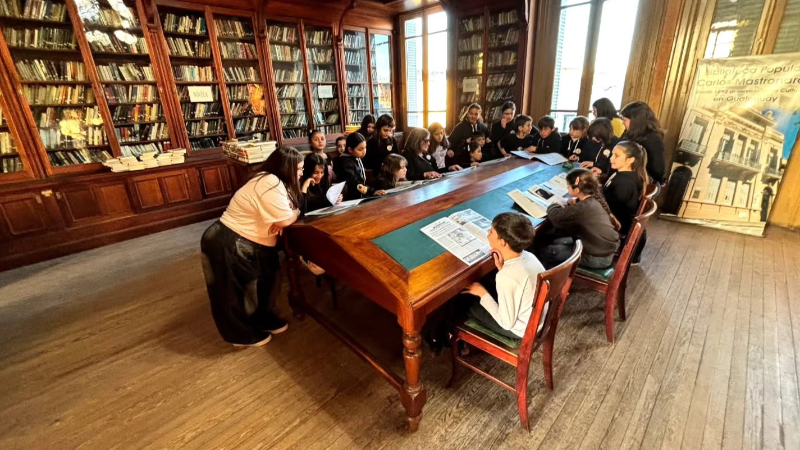 LA ESCUELA MUNICIPAL DE ARTE ESCÉNICO REALIZÓ UN VIAJE DE ESTUDIOS A GUALEGUAY.