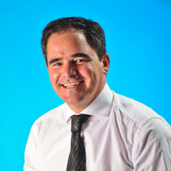 Hassell Leonardo Martín